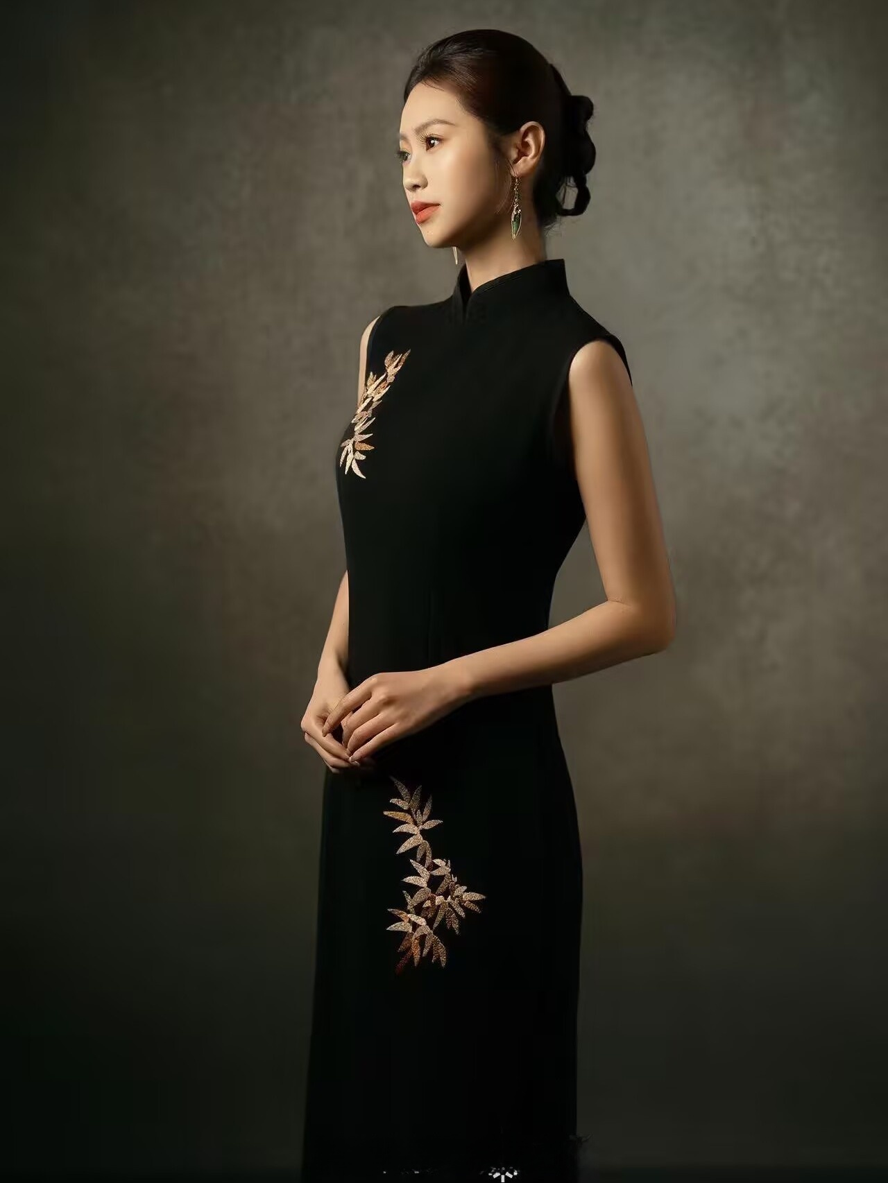 Studio Fotografi Potret Hitam  - Photography Class ulasan dan harga